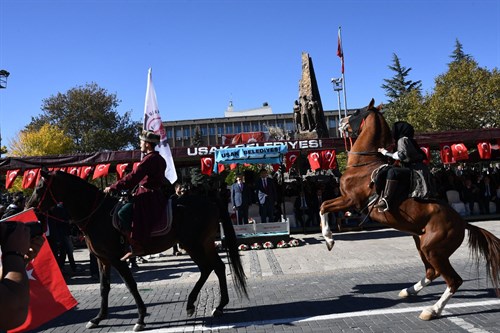 Uşak’ta 29 Ekim Cumhuriyet Bayramı 99. Yıl Coşkusu