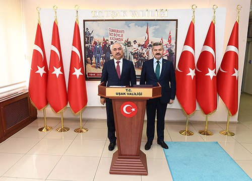İçişleri Bakan Yardımcısı Sayın Mehmet Ersoy Uşak Valiliğini ziyaret etti