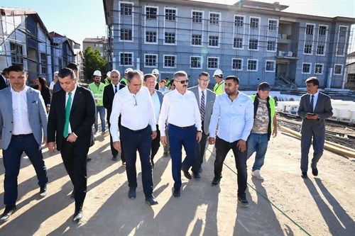Vali Dr. Turan Ergün Banaz ilçesinde ziyaret ve incelemelerde bulundu
