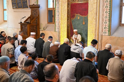 Vali Dr. Naci Aktaş, Kurban Bayramı Namazını Ulu Cami’de Kıldı